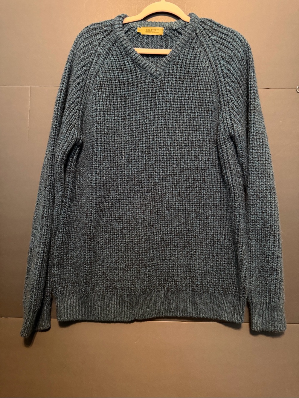Cashmere Blend V-Neck Sweater in Slate Blue